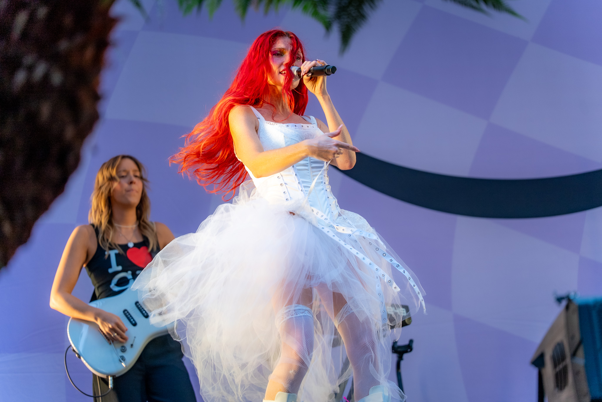 Cherry Bomb closing a moment of the performance