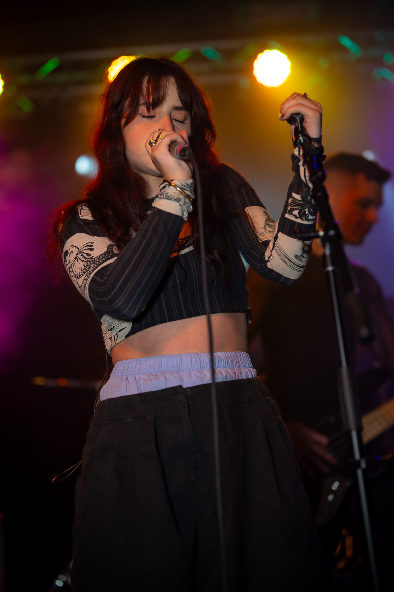 Waltzerr vocalist in close performance