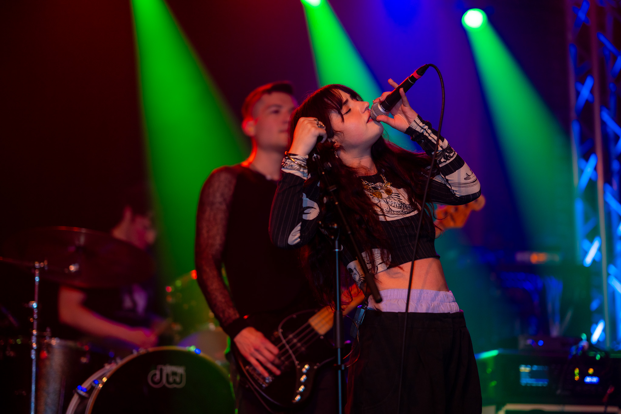 Waltzerr vocalist and bassist sharing the frame