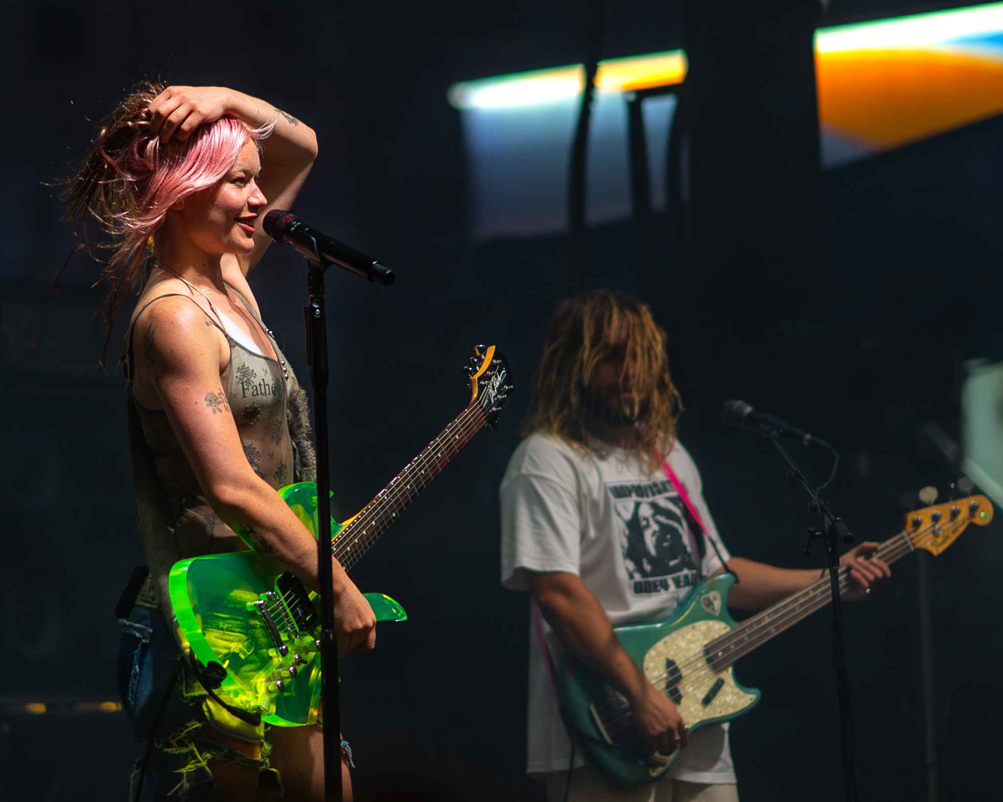 Wet Leg performing live